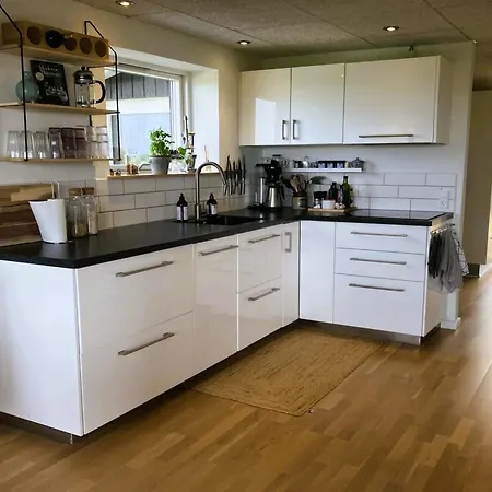 Carlene - 350m From The Sea By Interhome Feriehus